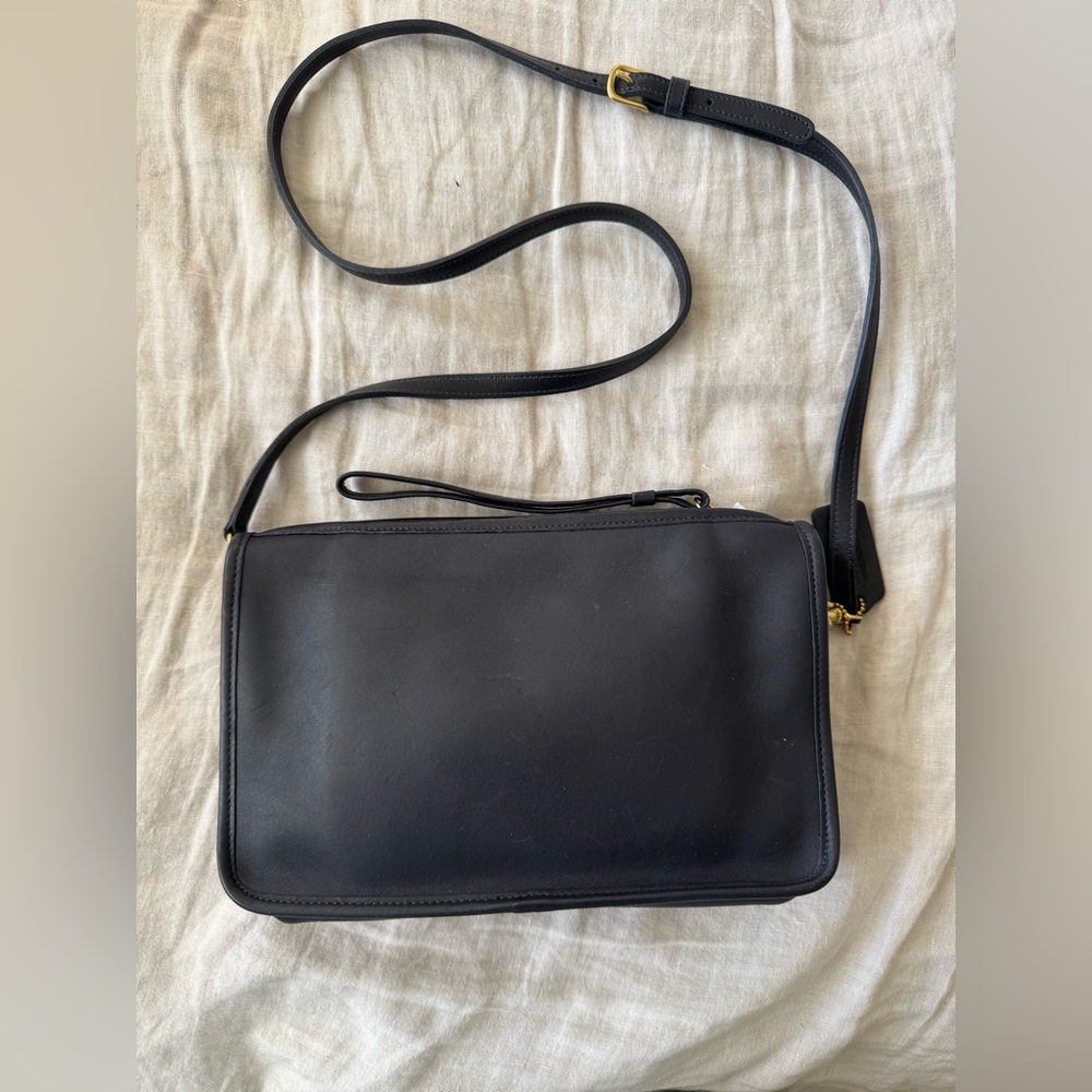 Vintage Coach Crossbody in Navy